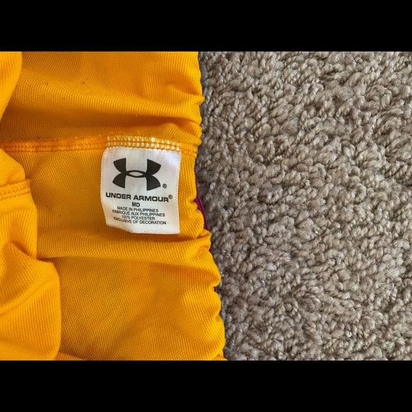 Yellow under armour shorts size M - Picture 2 of 2